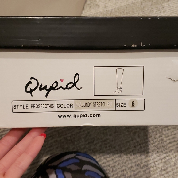 Knee High Heel Boots - Picture 4 of 4